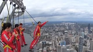 Edgewalk - CN Tower - Toronto -  the highest external walk in the world