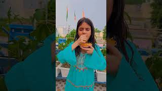 Main namkin Aise Khati hun 😂😋#ytshorts #shortsfeed #ytshorts #funny #funnyshorts #youtubeshorts