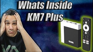 What is inside the MeCool KM 7 Plus 2