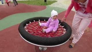 Plac zabaw z ogromnym labiryntem , Funny Playground Fun from Big Labyrinth