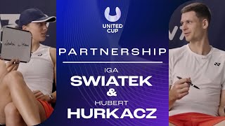 Iga Swiatek & Hubi Hurkacz test out their PARTNERSHIP | 2023 United Cup