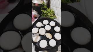 टम्म फुगलेले बाहेर कुरकुरीत व आत मऊ तांदूळ व मिश्र डाळीचे आप्पे।Mix dal and rice appe recipe