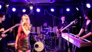 Amy Winehouse - Valerie by SPOTLIGHT COVER BAND