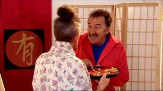 ChuckleVision S18E06 Sushi \u0026 Sumo (Widescreen) (Higher Quality)