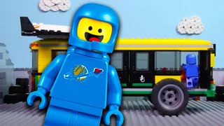 LEGO Movie Benny Space Bus  | Billy Bricks | Cartoons for Kids | WildBrain Happy