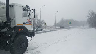 Помощь гражданам во время прохождения циклона