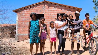 Vamos ajudar a concluir a construção da casa de Julinha e família campanha sertão mamoeiro.