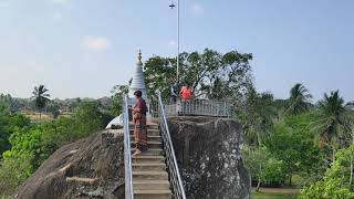 Isurumuniya Rock Temple, Anuradhapura, Sri Lanka 002