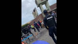 Heated Altercation Between Municipal Police \u0026 Street Vendors