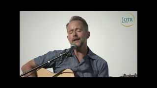 Billy Boyd sings 