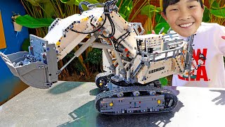 예준이의 포크레인 조립놀이 자동차 장난감 중장비 트럭놀이 Excavator Car Toy Assembly Lego