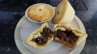 Deep Filled Mince Pies   For Christmas