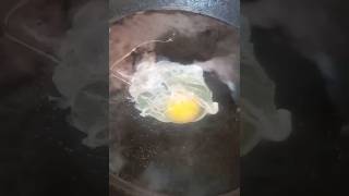 perfectly poached egg #trending #ytshrts #viral  #youtubeshort #viralvideo