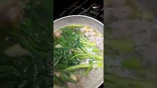 中國蔬菜的另類做法。👉牛肉丸衹當配角。NYC