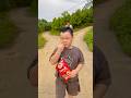 Cậu bé tốt bụng và anh trai hài hước 🤣#shorts #funny