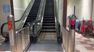 ［逆走防止ブザー］ＪＲ久留米駅　escalator buzzer