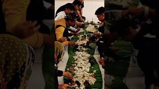 Ngeliwet sunda | makan pakai alas daun #ngaliwet #makan #suasanaalampedesaan #shorts