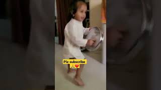 cutebaby dance with thali-spoon❤️🤣#shorts #youtubeshorts #pushpamsingh #babydance #shortsvideo 🔥🔥🔥🔥💯