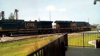 CSX 3310 bringing a coal through Cordele(Friendly engineer)