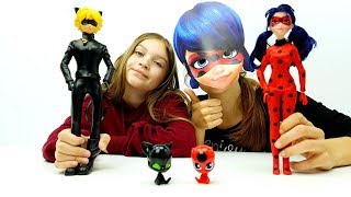 MIRACULOUS LE STORIE DI LADYBUG E CHAT NOIR - giochi per bambine e ragazze - unboxing bambole!