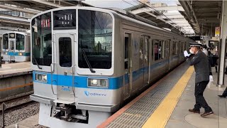 小田急1000形1095編成が小田急1000形1253編成（全未更新・幕車GTO）と共に新百合ヶ丘駅を発車するシーン！（2022.5.2）