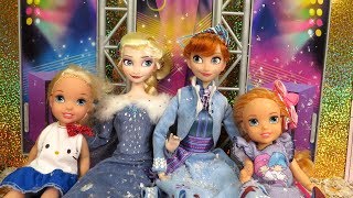 2018 New Year’s Party ! Elsa and Anna toddlers celebrate at Barbie's house !