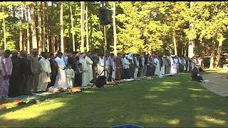 More than 1,000 Muslims gather to celebrate Eid al-Adha in Westfield