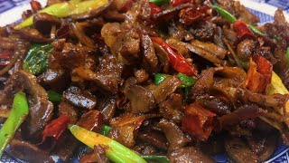 香辣鸡胗干，麻辣香嫩，筋道又美味 #香辣美食 #chicken #delicious #spicy  #美味小吃