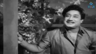 Ayirathil Oruthi (Kai Kodutha Deivam) Sivaji Ganesan Super Hit Song