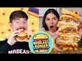 Probando TODO el menú de MR. BEAST BURGER 🍔 Caro Trippar