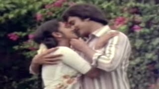 Dabbu Dabbu Dabbu Movie Video Songs - Kuhu Kuhu Kuse Koyila Song - Murali Mohan, Mohan Babu, Radhika