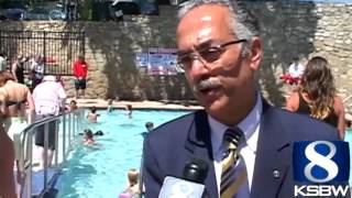 Lovers Point pool reopens in Pacific Grove under sunny skies