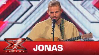 Jonas synger egen sang – Jonas Ankerstjerne (5 Chair Challenge) | X Factor 2021 | TV 2