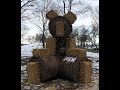 Blue Water Coins & Resale 2019 Christmas in the Park Hay Bale Bear Time Lapse