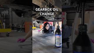 Gearbox oil change on my new to me Spec Miata racecar!