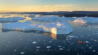 flight from nuuk to kangerlussuaq and ilulissat #greenland #travel