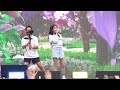 아이유 iu 행사에서 처음 부르는 블루밍 blueming 직캠 @221002 뉴발란스 런온 4k