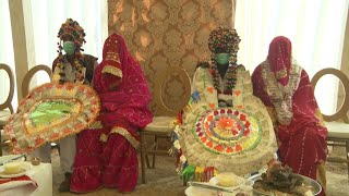 Pakistan Hindus tie the knot in mass wedding | AFP