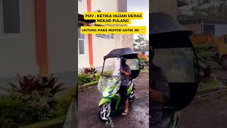 NEKAD PAKAI MOTOR INI KETIKA HUJAN‼️ #shorts #shopee #gojek #kanopimotor #payungmotor #hujan #mio