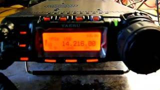 My new Yaesu FT 857D Transciever (Full open)