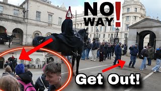 I COULDN'T BELIEVE what I saw when tourists blocked the King's Guard way!😳