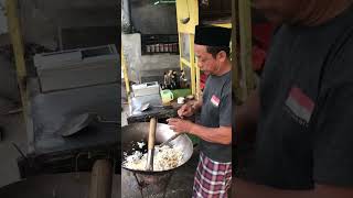 Bocorkan resep rahasia nasi goreng mawut abang abang pinggir jalan #idejualan #nasigoreng #shorts