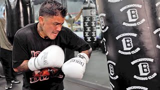 JOSEPH DIAZ JR LOOKING LIKE A BEAST IN WORKOUT! SMASHES HEAVY BAG & MITTS AHEAD OF FORTUNA FIGHT