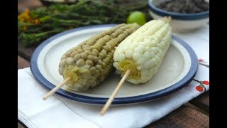 Elote hervido a la antigüa con pericón o tequesquite