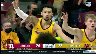 Gophers' Payton Willis: 32 Points in 68-65 Win vs. Rutgers
