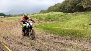 AKT TT 200 Vs HERO Xpulse 200 compitiendo en carreras de enduro mira cual es mejor