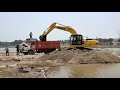 Komatsu PC205 in Sand Mining