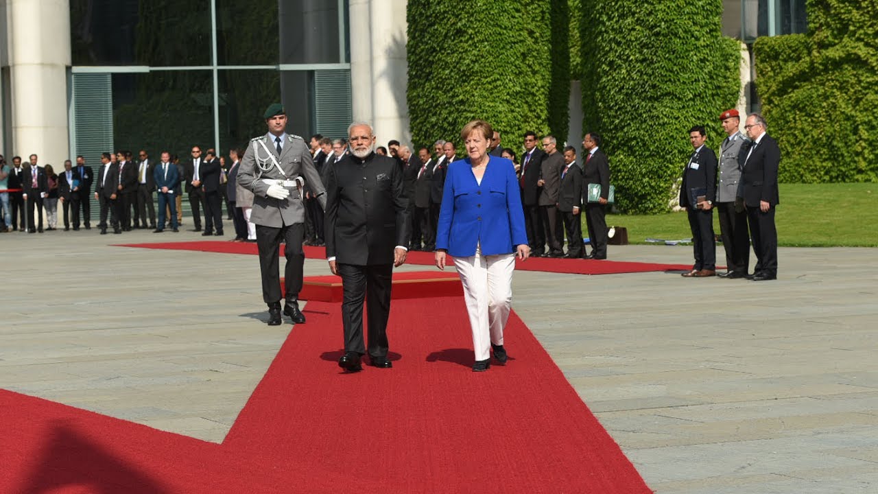 PM Narendra Modi Receives Ceremonial Welcome In Berlin, Germany | PMO ...