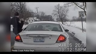 Police Officer Dodges Bullet at Traffic Stop [DASH CAM]