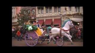 Disneyland Paris - Disney Magic on Parade! (November 2012)